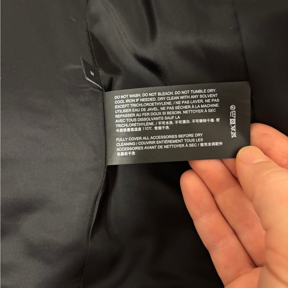 Like New Theory Good Wool Boxy Cropped Blazer in Charcoal, size 2 - Picture 8 of 11